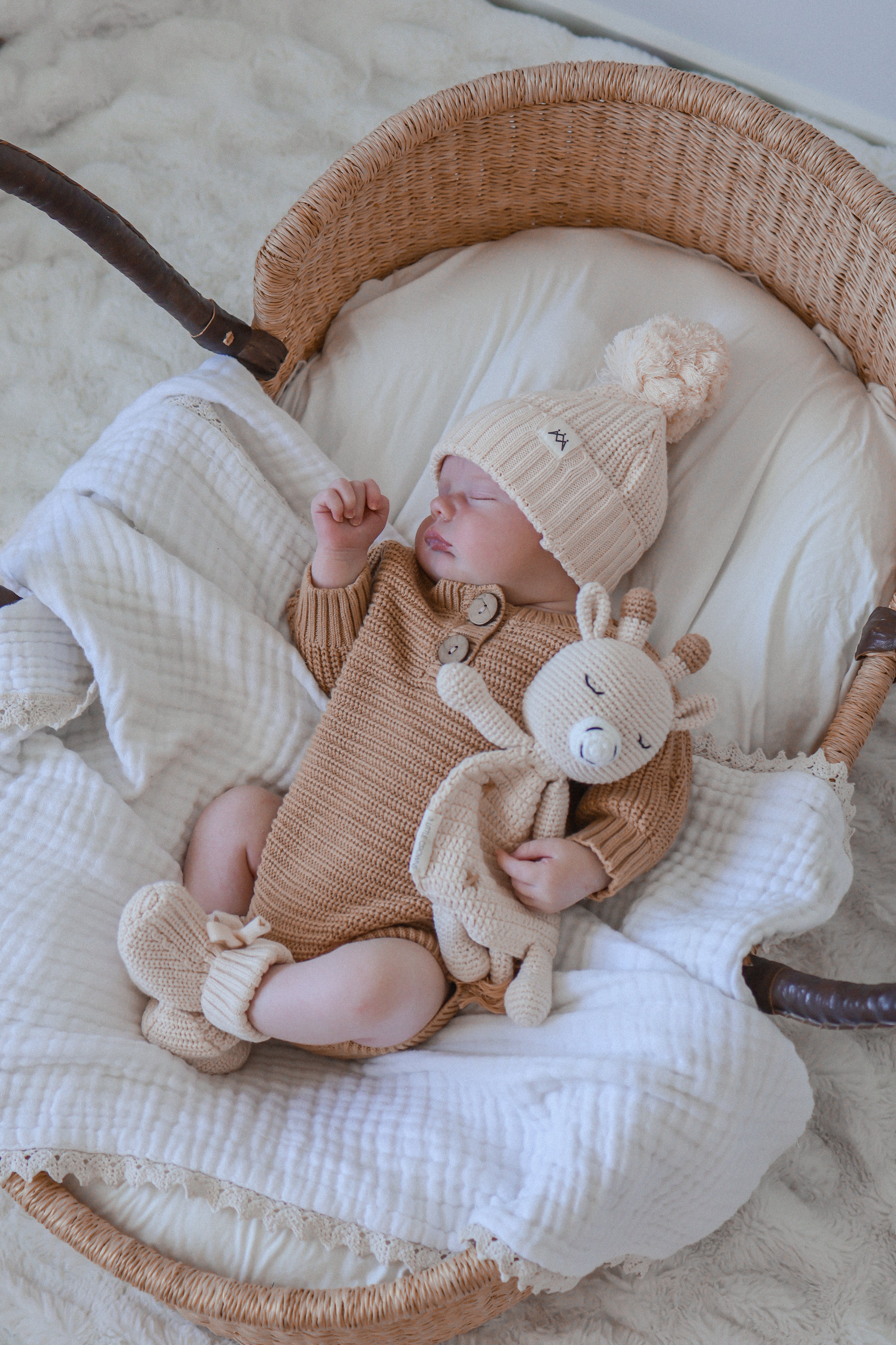 Cuddle Me Comforter - Giraffe