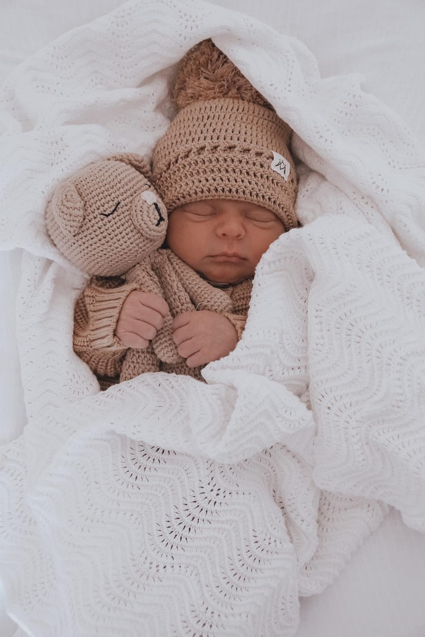 Wave Knit Blanket Ivory