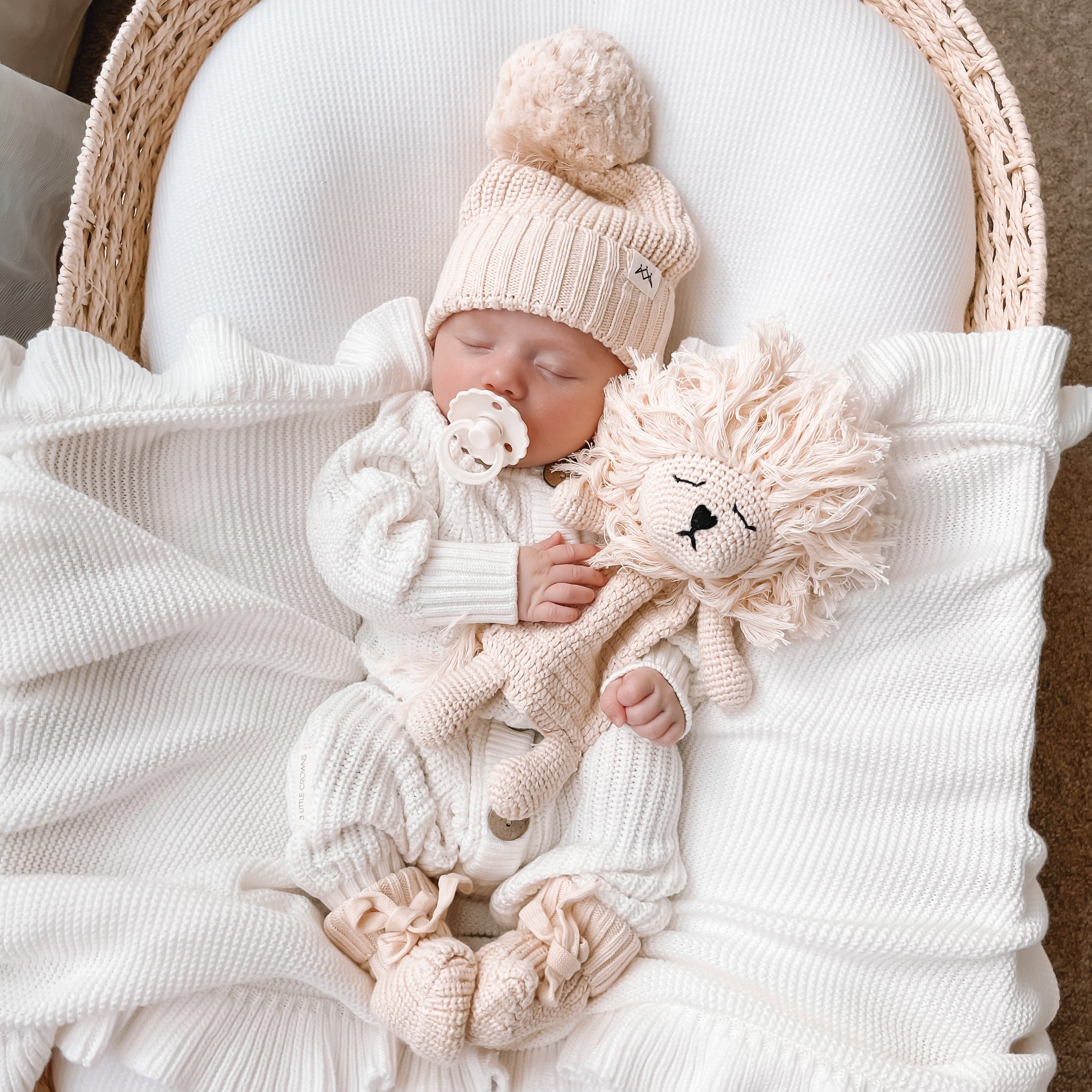 Baby gift bundle - 3 Little Crowns